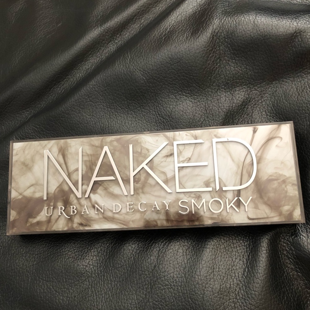 UD Naked Smoky Palette